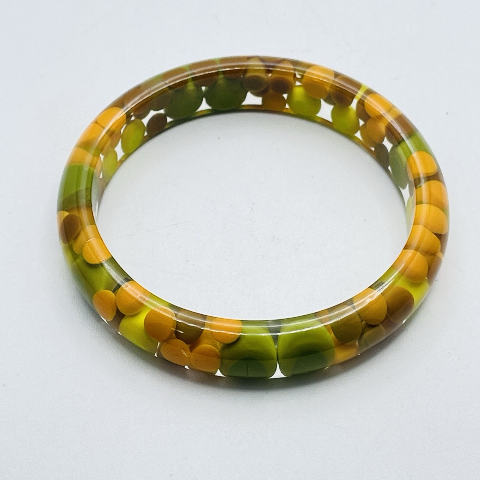 Vtg. ‘60s Pill Drop Lucite Green Orange Yellow Mod Bangle Bracelet Sz. 8-1/4