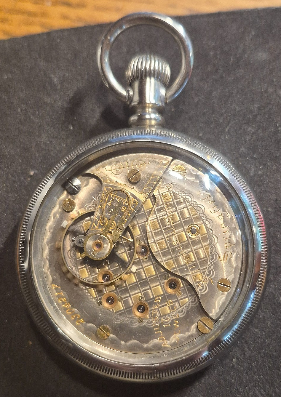 1911 ILLINOIS WATCH CO. TWO TONE 18s 17 JEWEL OPEN FACE DISPLAY BACK