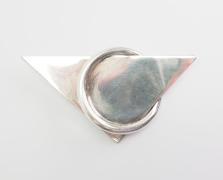 Vintage abstract modernist modern sterling silver designer pin by Susan Cummings