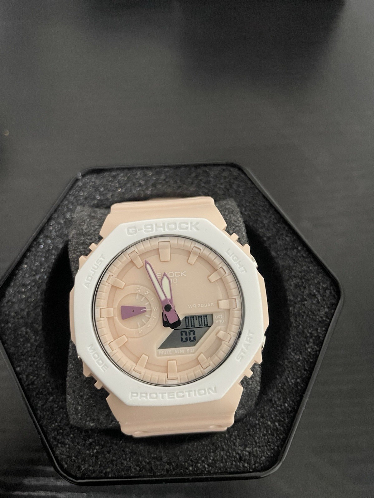 Casio G-SHOCK Analog-Digital 200m Pink/White Resin Strap Alarm Chrono