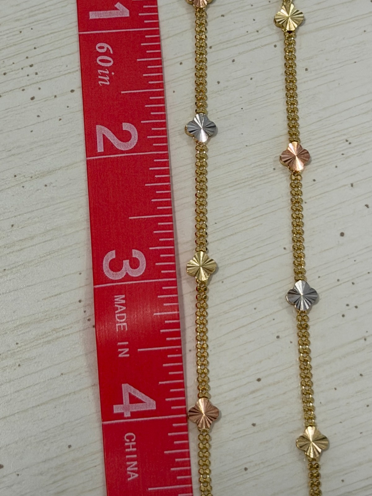 Women’s 14k tri-color gold station necklace w/ clover floral design 18-20″ 9.3g