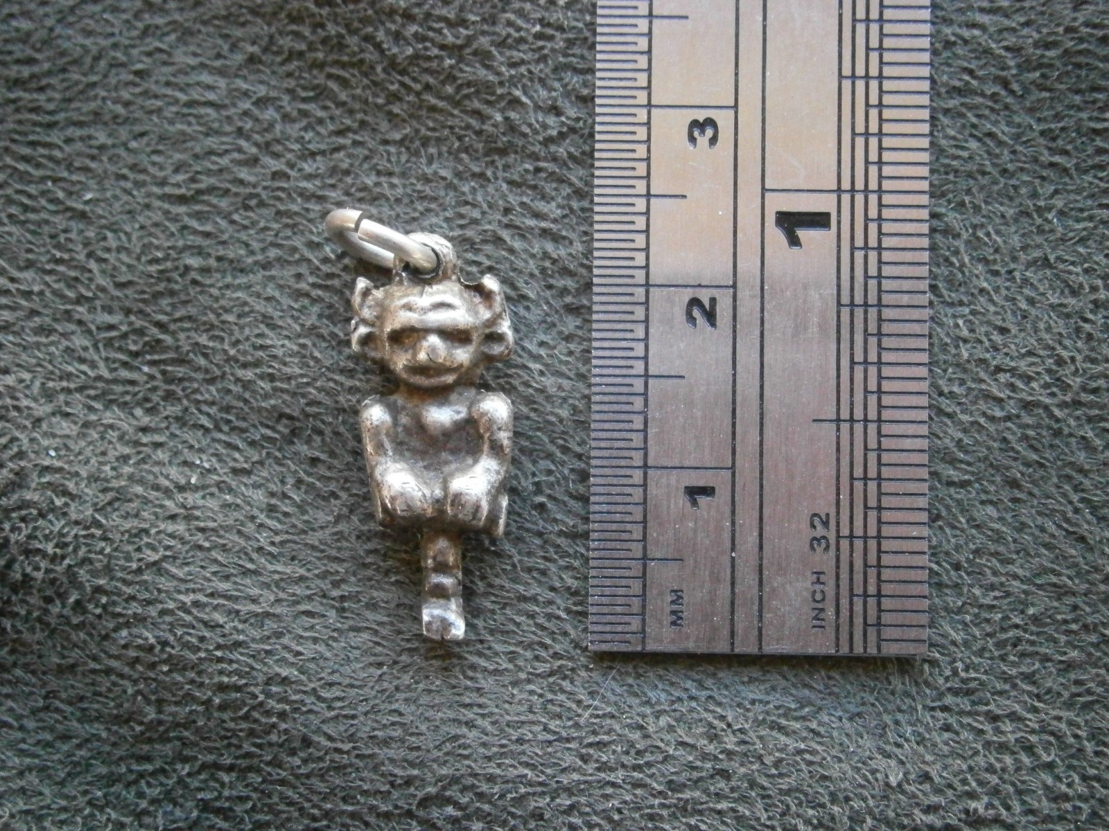 Lincoln Imp Vintage 1940s Solid Sterling Silver Bracelet Charm Pendant 3.0g