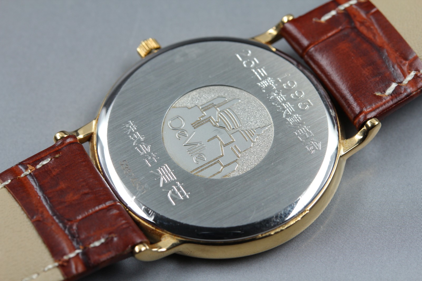 1991 Near MINT OMEGA De Ville 196.0312.1 Gold Dial Date 33mm Quartz Men’s Watch