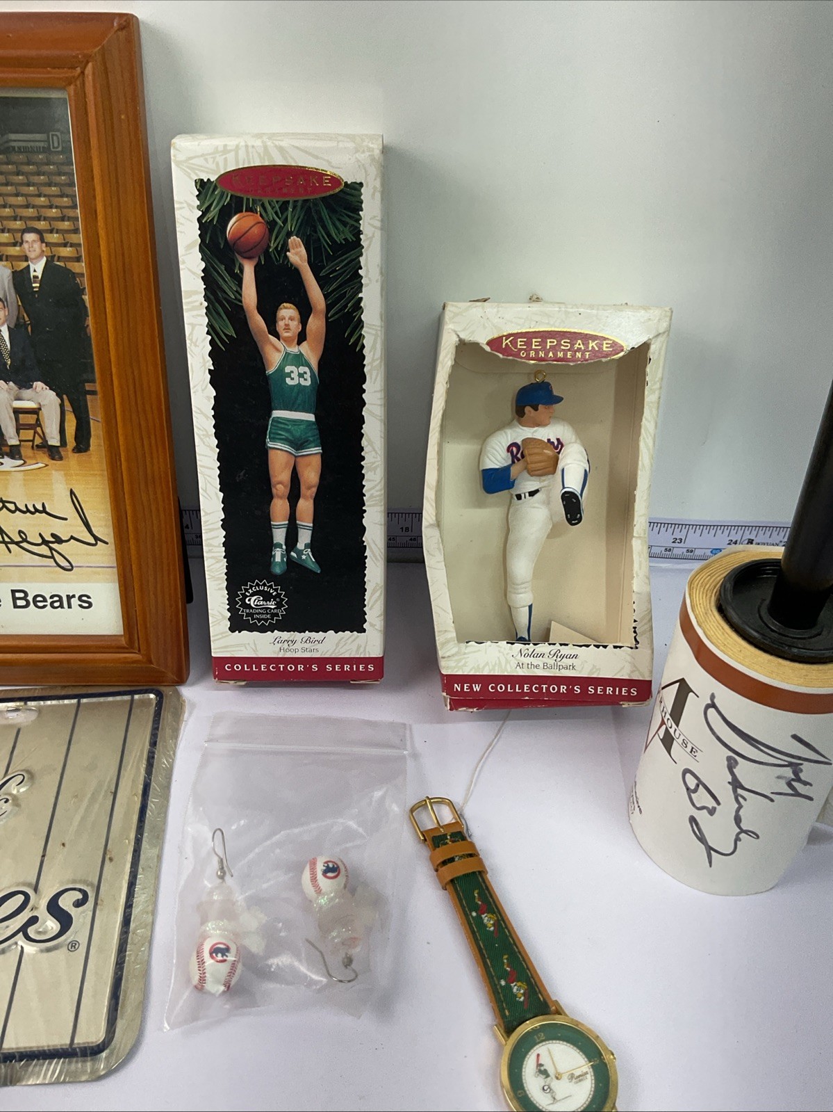 Sports Memorabilia Random Lot As Pictured 7 Items Yankees, Cubs, Larry