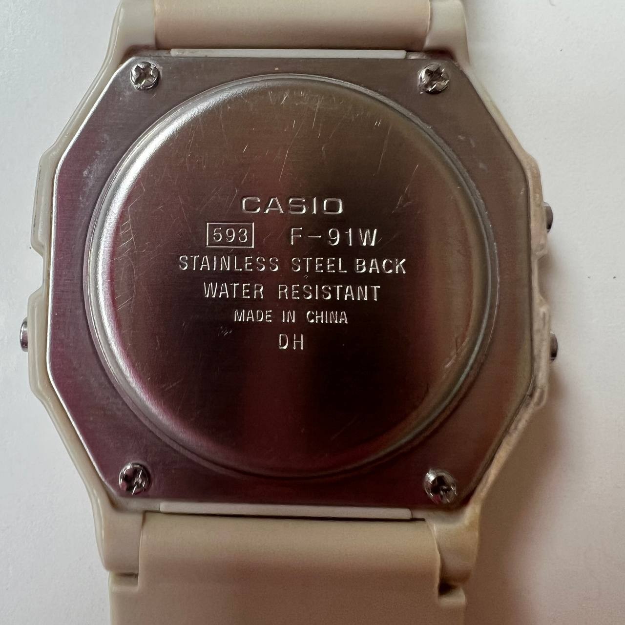 Casio f-91w 593 fully working digital rare beige / cream discontinue 025