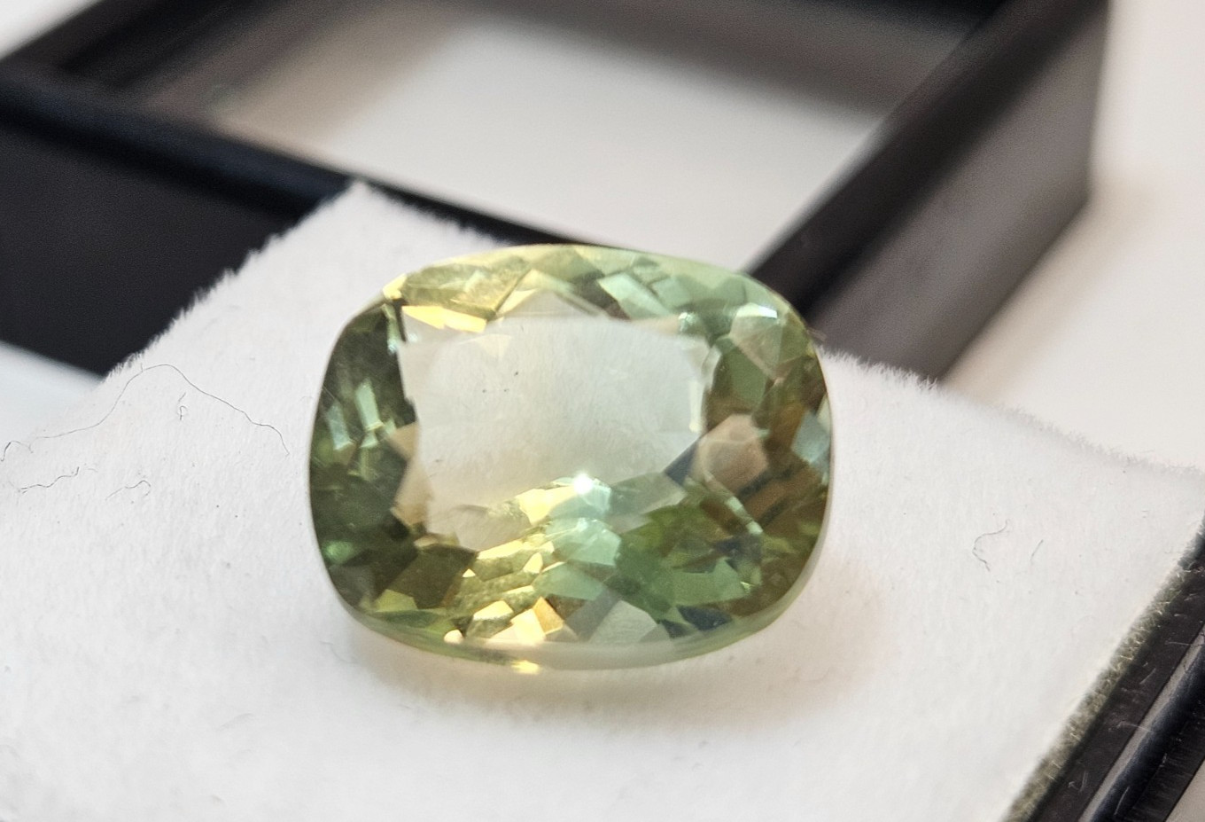 Tourmaline Cushion Cut Bi-Colour 6 Ct Natural Loose Gemstone For Ring Making