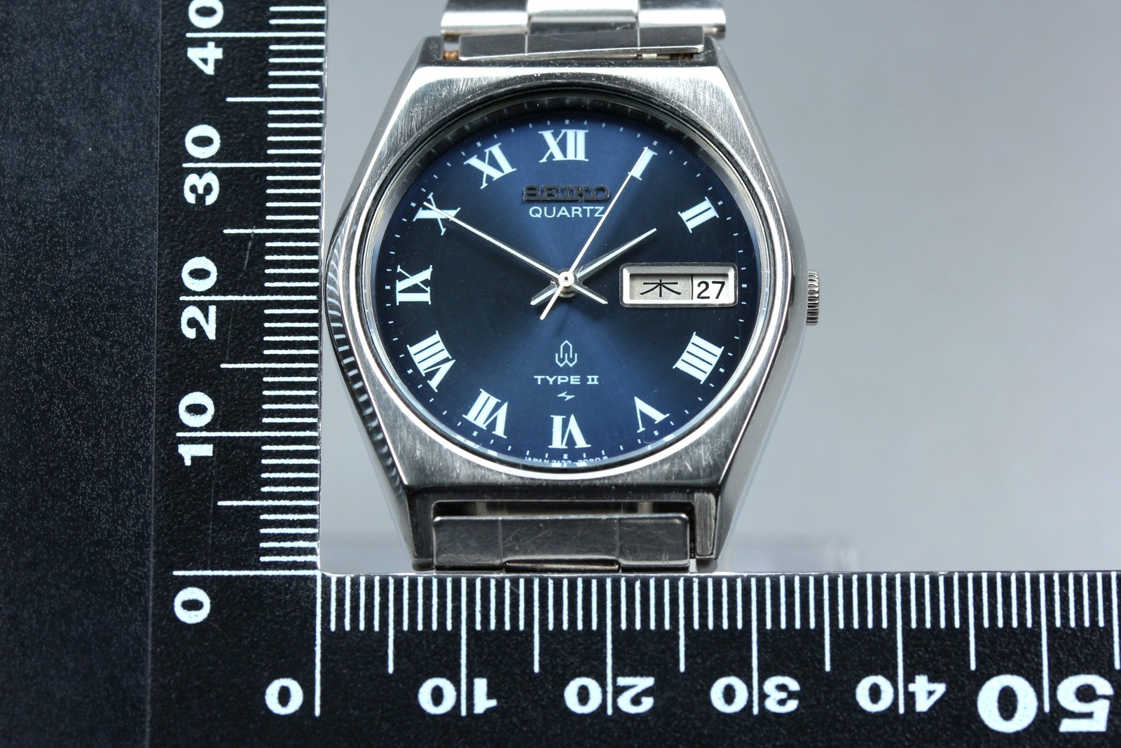 1979 [EX+5] Seiko Type2 7123-7080 Roman Navy Dial Day/Date Kanji Qz Mens Watch
