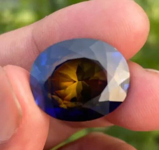 Pitambari Sapphire Bi-Color Oval Cut 8-12 Ct Natural Loose Certified Gemstone