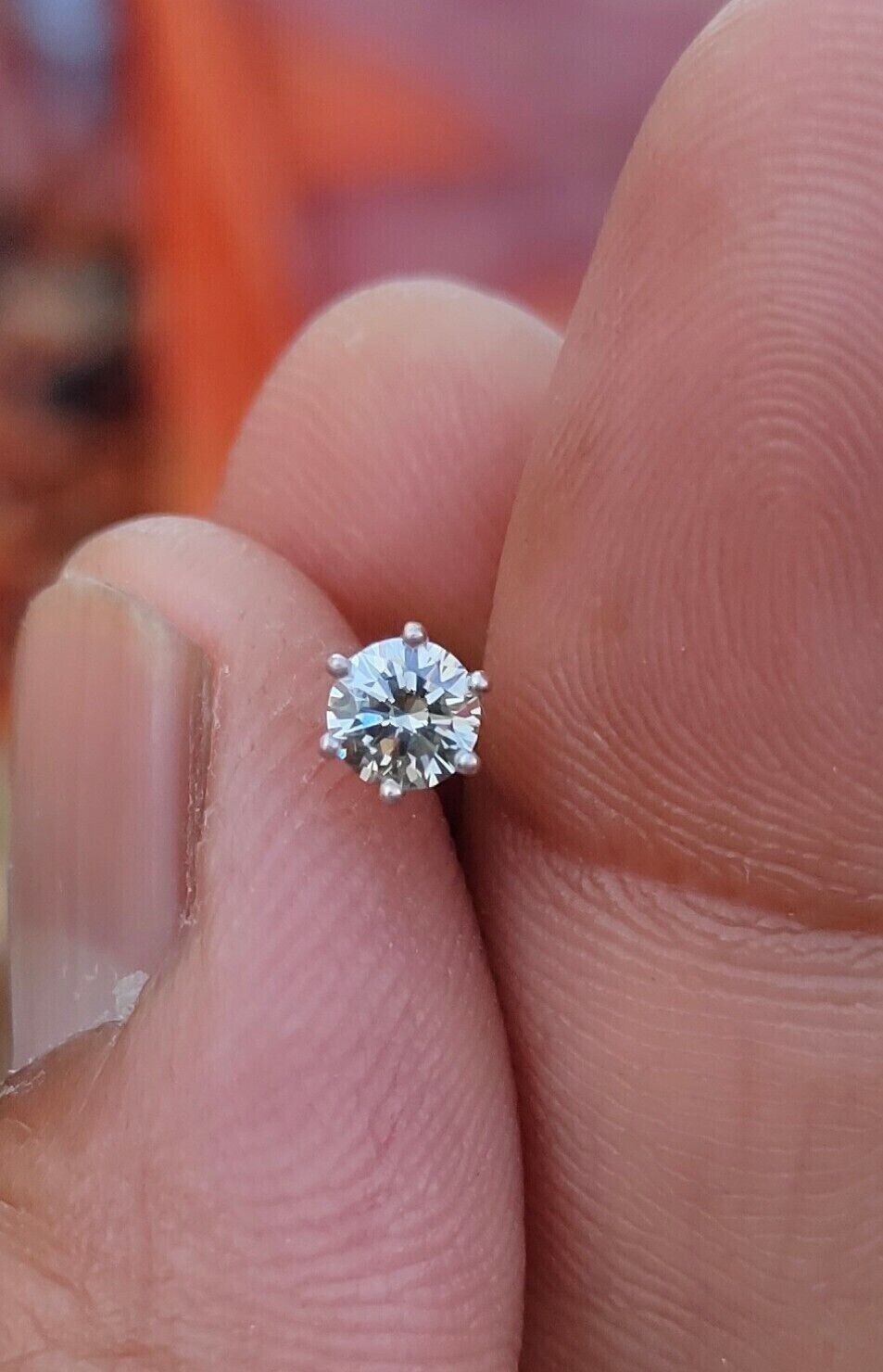 2.75MM Natural Diamond Solitaire 14K Yellow Gold Screw Back Nose Pin Piercing