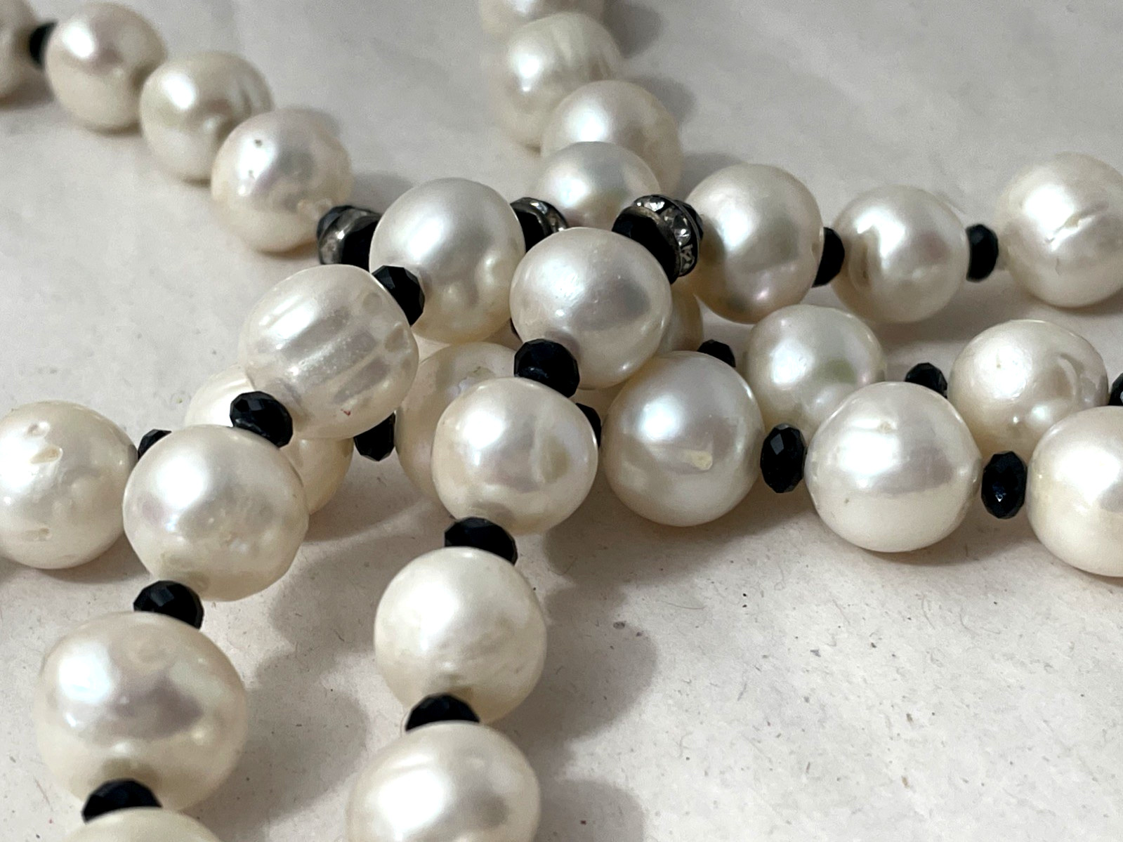 Long 36″ Freshwater Pearl Necklace Black Spacer Beads Statement Strand 132g