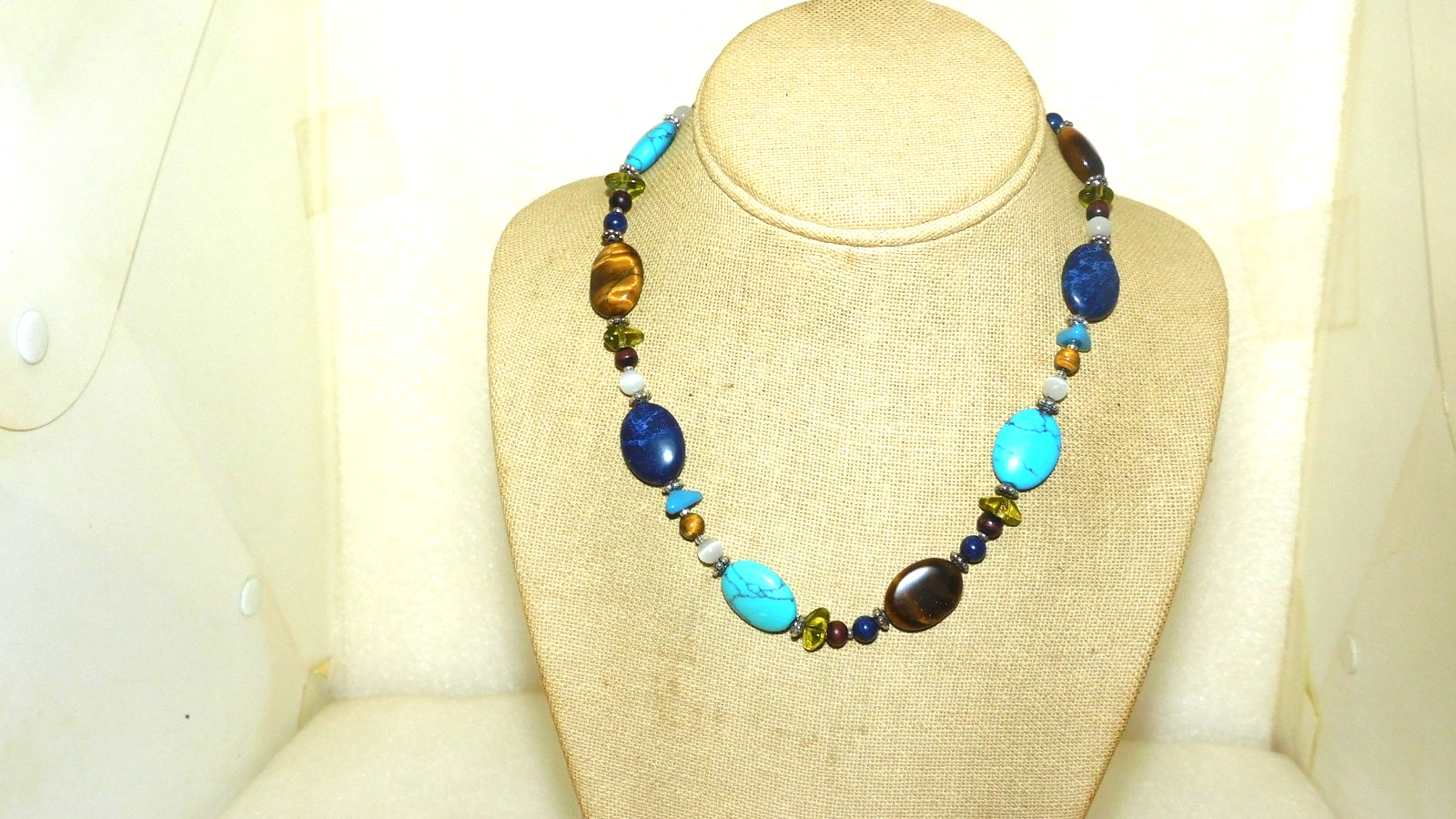 17″ TURQUOISE TIGER EYE STONE & COLORED GLASS BEAD CHOKER BUTTON CLASP NECKLACE