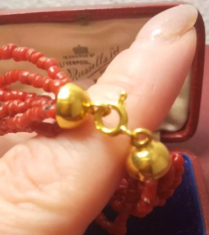 🦋Antique 18Kt 750 Gold Scare Multifilament Coral Bracelet🦋