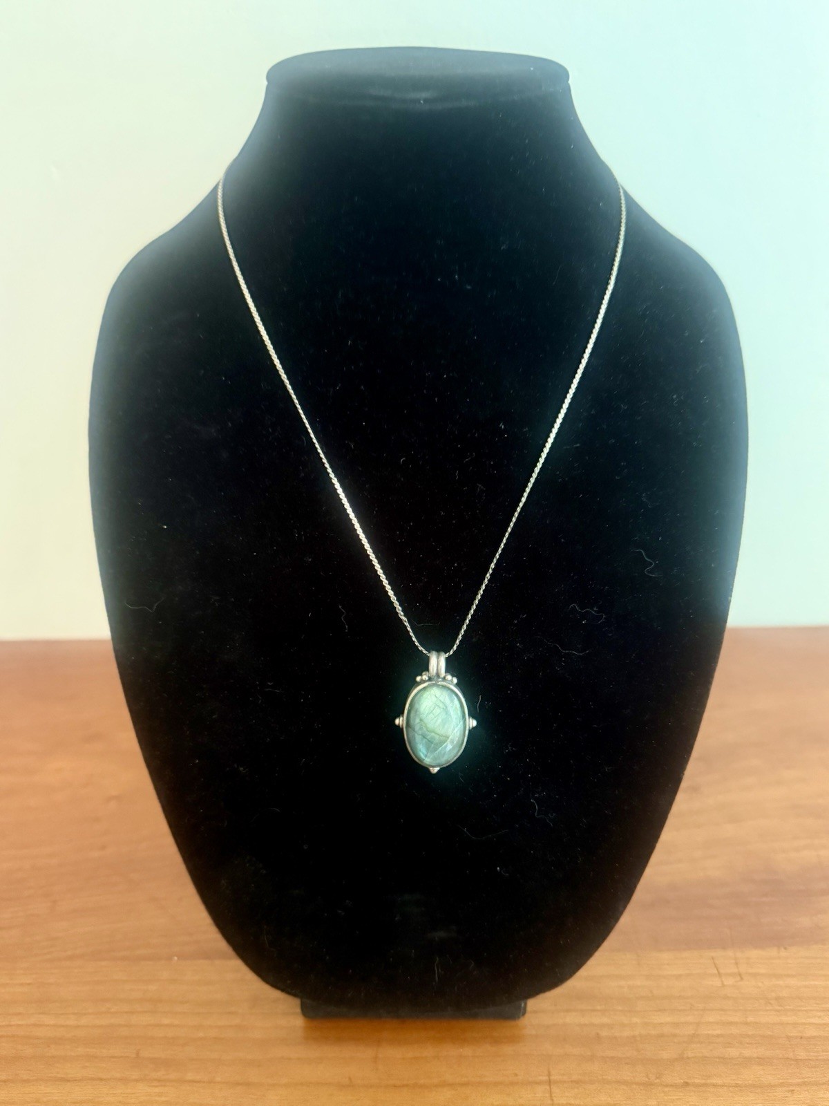 Woven Sterling Silver 20 Inch Necklace W/ Labradorite Pendant (John Hardy Style)