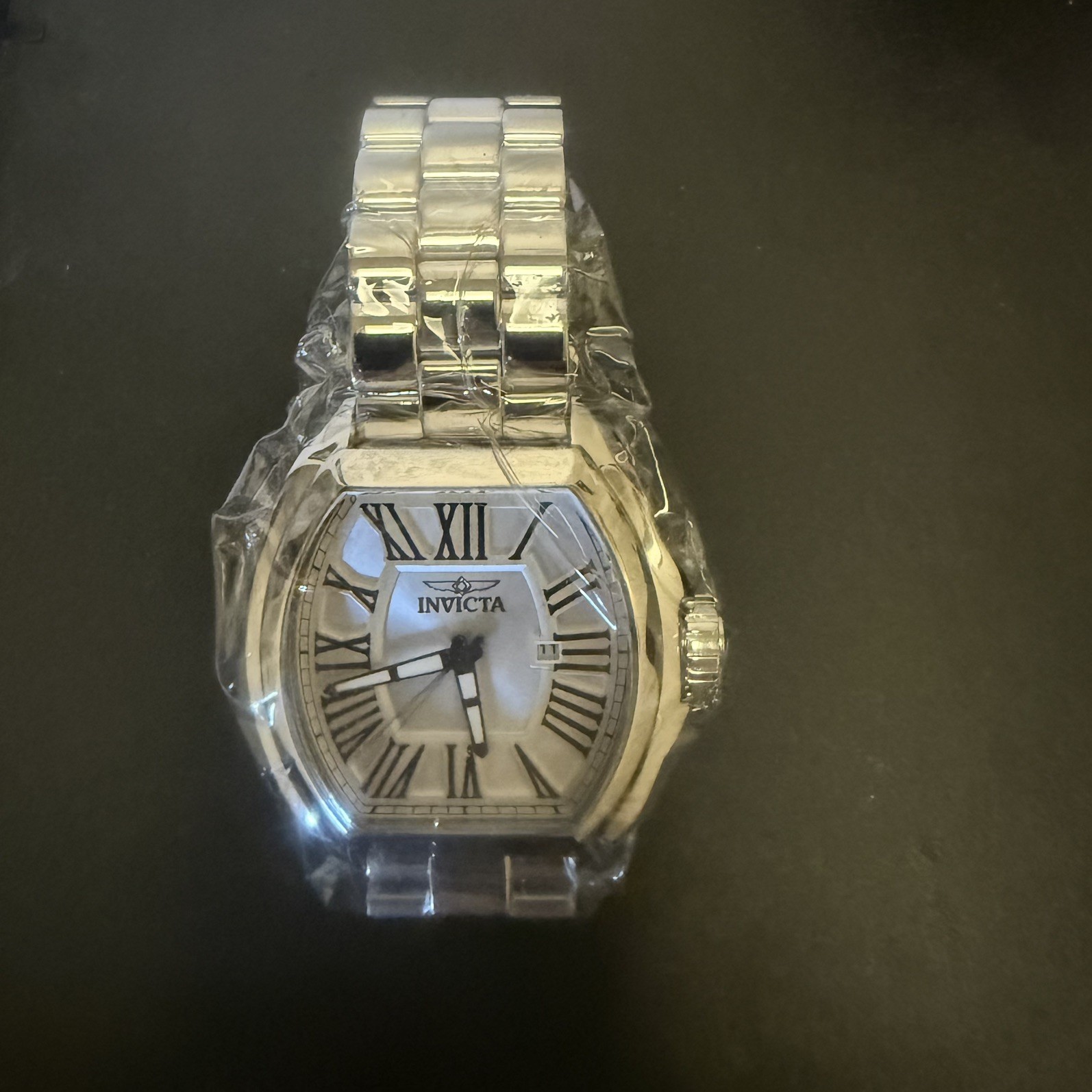 Invicta Pro Diver Roman Numeral Dial Elegant Men SS Quartz Classic Watch 48179