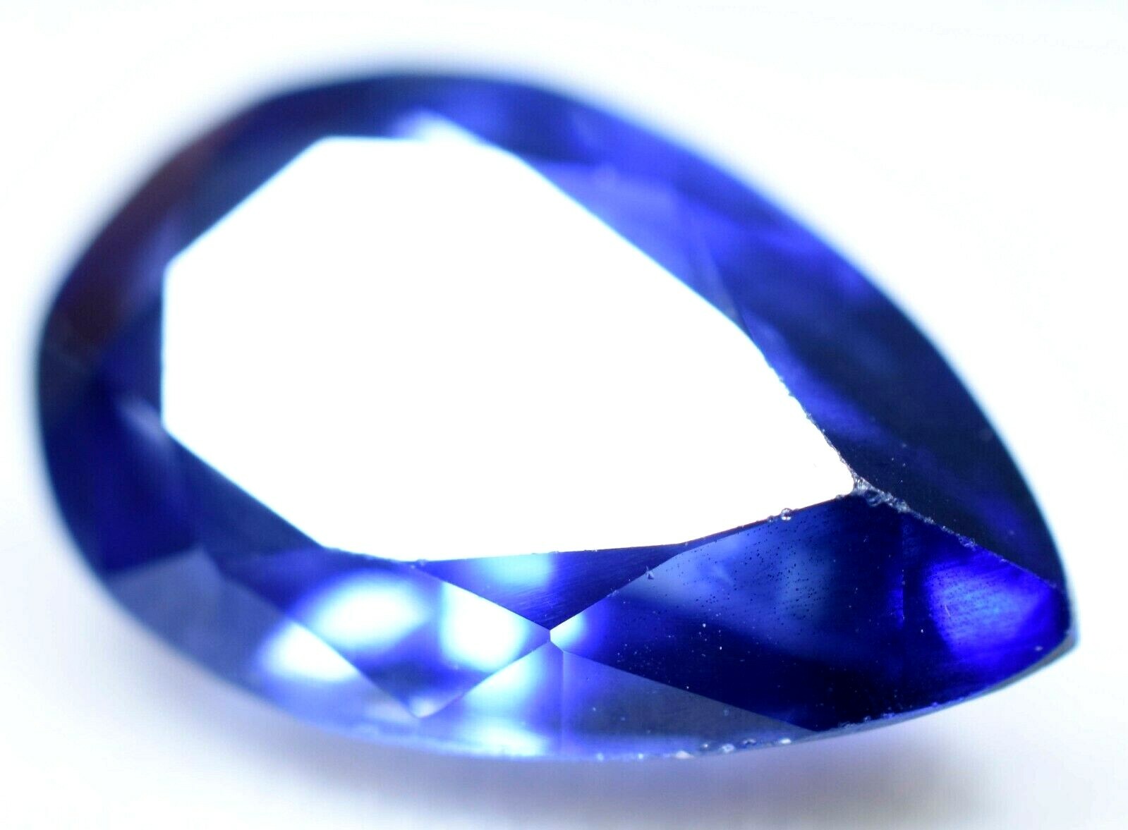 4.75 CT Natural california Benitoite GGL Certified Top Quality Pear Cut Gemstone