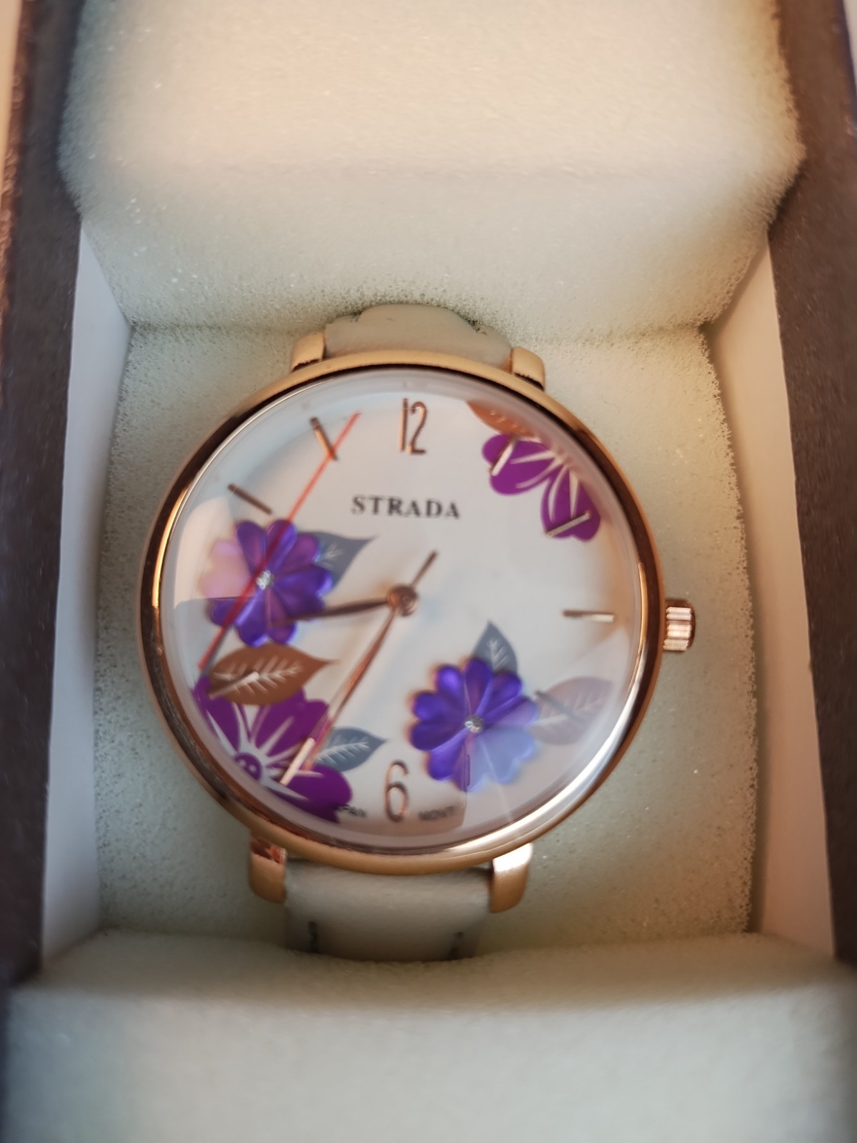 Strada Womens Floral Dial Gold Tone Fashion Watch Purple 3D Flowers New with Box