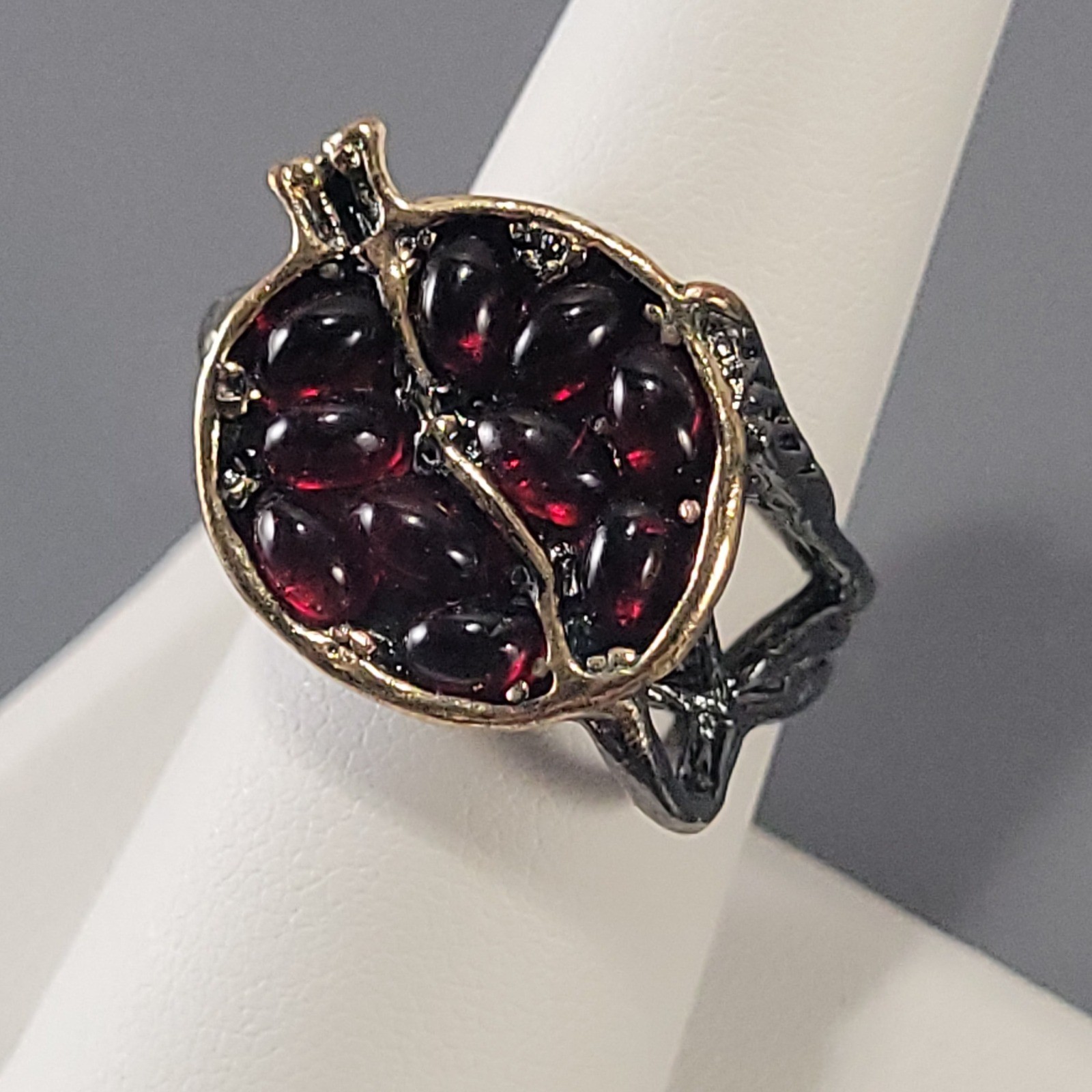 Pomegranate Statement Ring Women Size 7.5 Red Gunmetal Gold Tone Branch Band