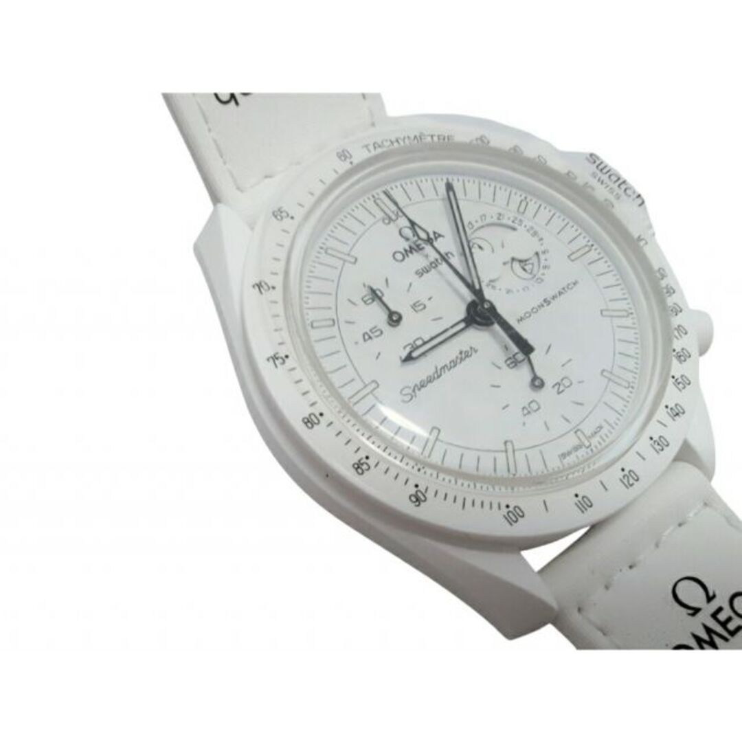 Omega Swatch S033W700 Snoopy Bioceramic MoonSwatch Mission to the Moonphase