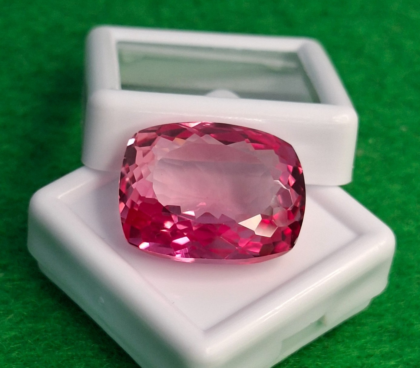 Natural Peach Morganite 26-28 Ct Certified Cushion Cut Loose Gemstone GB018