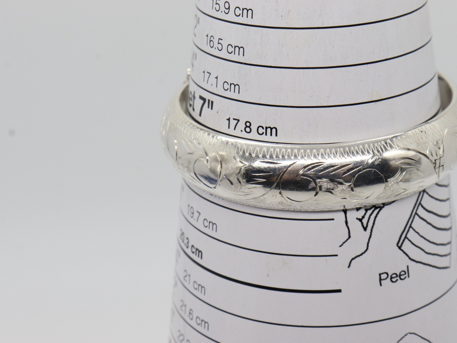 Sterling Silver 14mm Engraved Bangle Bracelet Safety Chain 26.92 grams lite ding