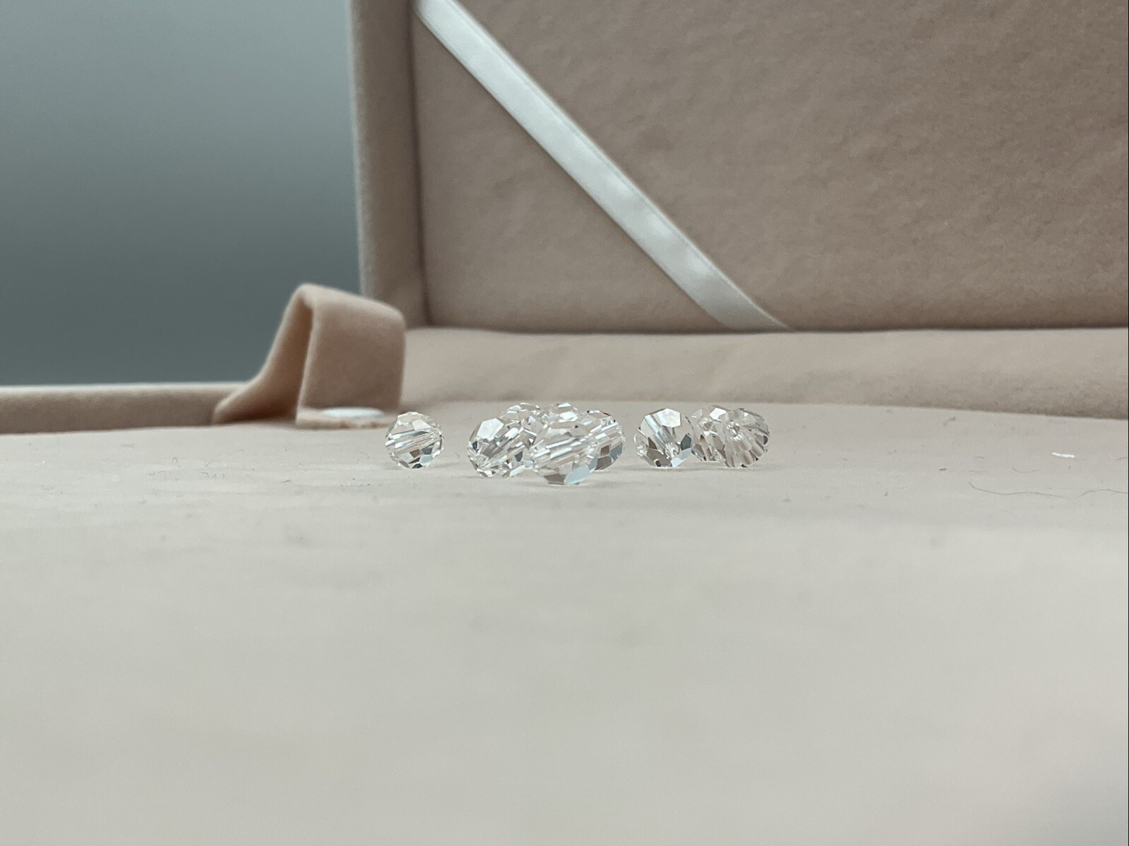 100 Pack! Swarovski Strass Crystal Beads: 8502 Series 6mm Bead – Best Quality