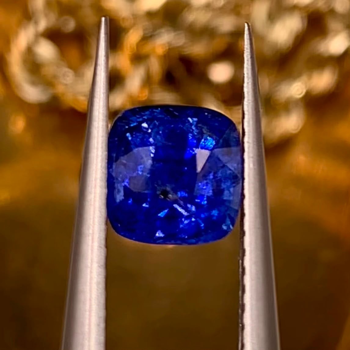 GFCO Certified 1.06Ct Natural Rare Stunning Royal Blue Sapphire From Sri Lanka