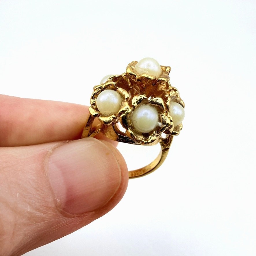 Vintage HGLW MCM 18K Gold Plated Faux Pearl Flower Cluster Cocktail Ring SZ 6.25