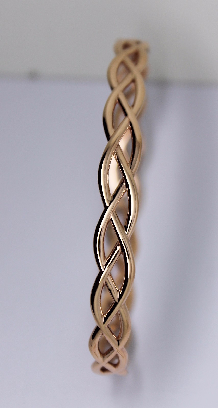 Kaedesigns Genuine 9ct 9k 375 Rose Gold Celtic Knot Oval Bangle 7.2cm X 5.2cm