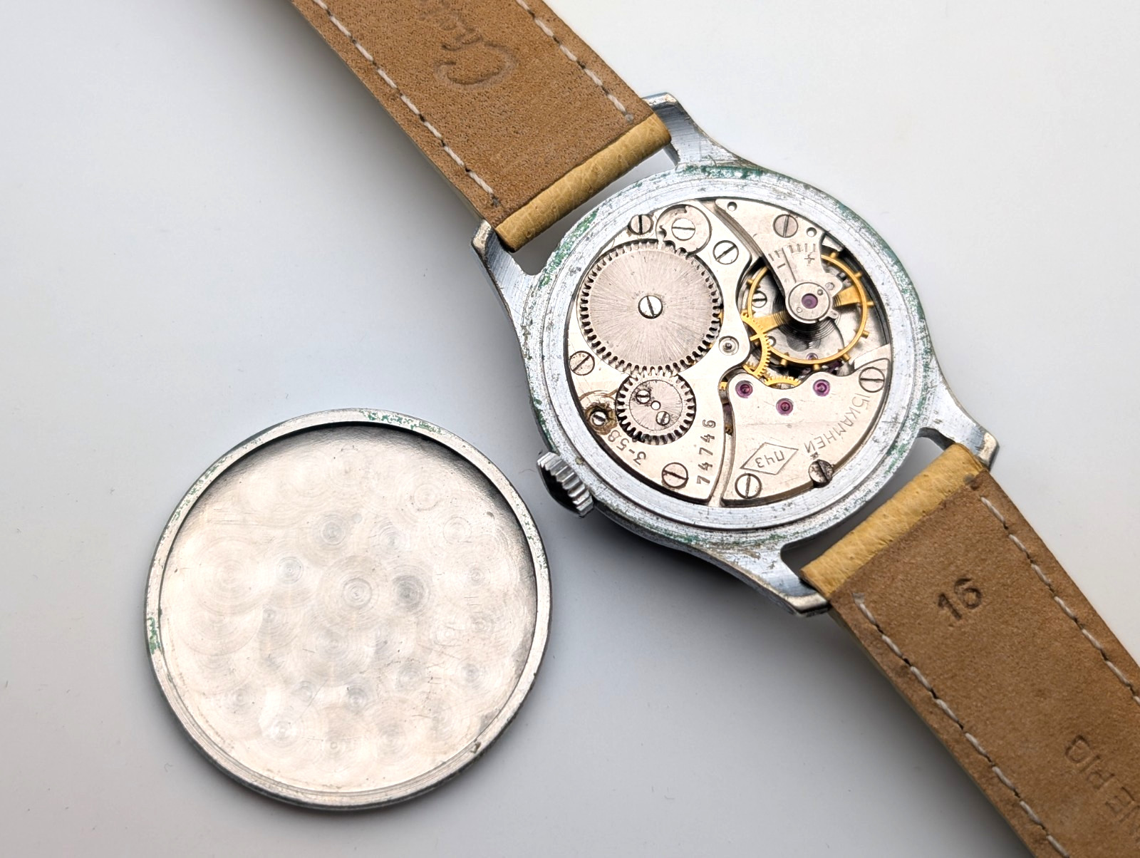 Vintage Pobeda (Победа) Gilt Dial Watch, 15 Jewel PChZ (ПЧЗ) 2602 Movement, 1958