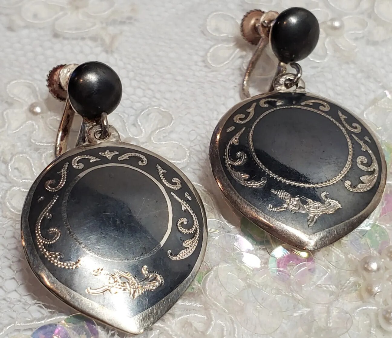 Vintage SIAM Sterling Silver Black Enamel Nielloware Non Pierced Earrings 11.5gr