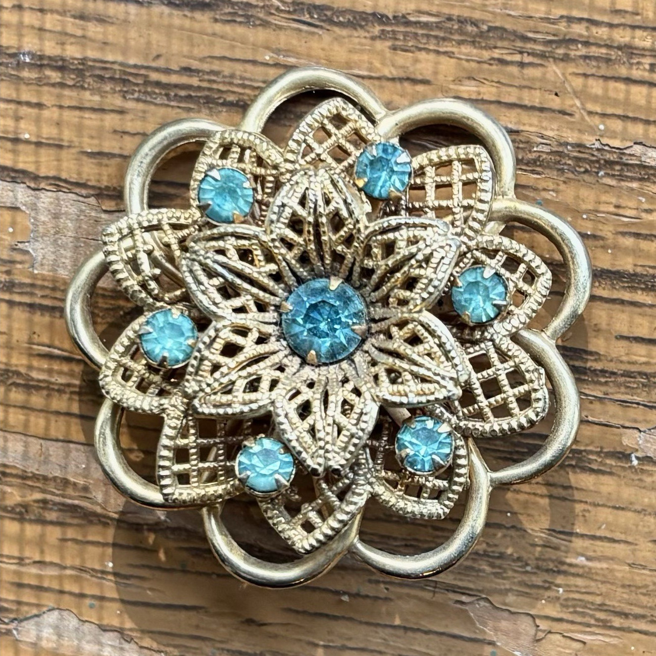 Gold Tone Filigree Flower Brooch Pin Blue Round Rhinestones 7 Stone