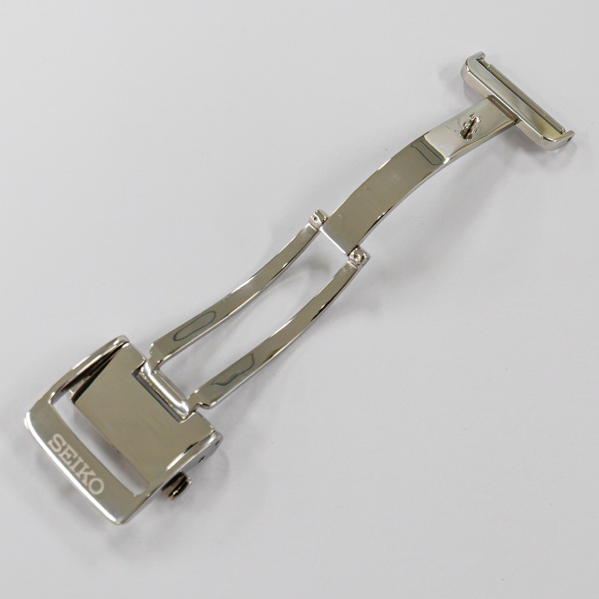 SEIKO Genuine 18mm D-Buckle B16S51SA02W-R Watch Clasp Used