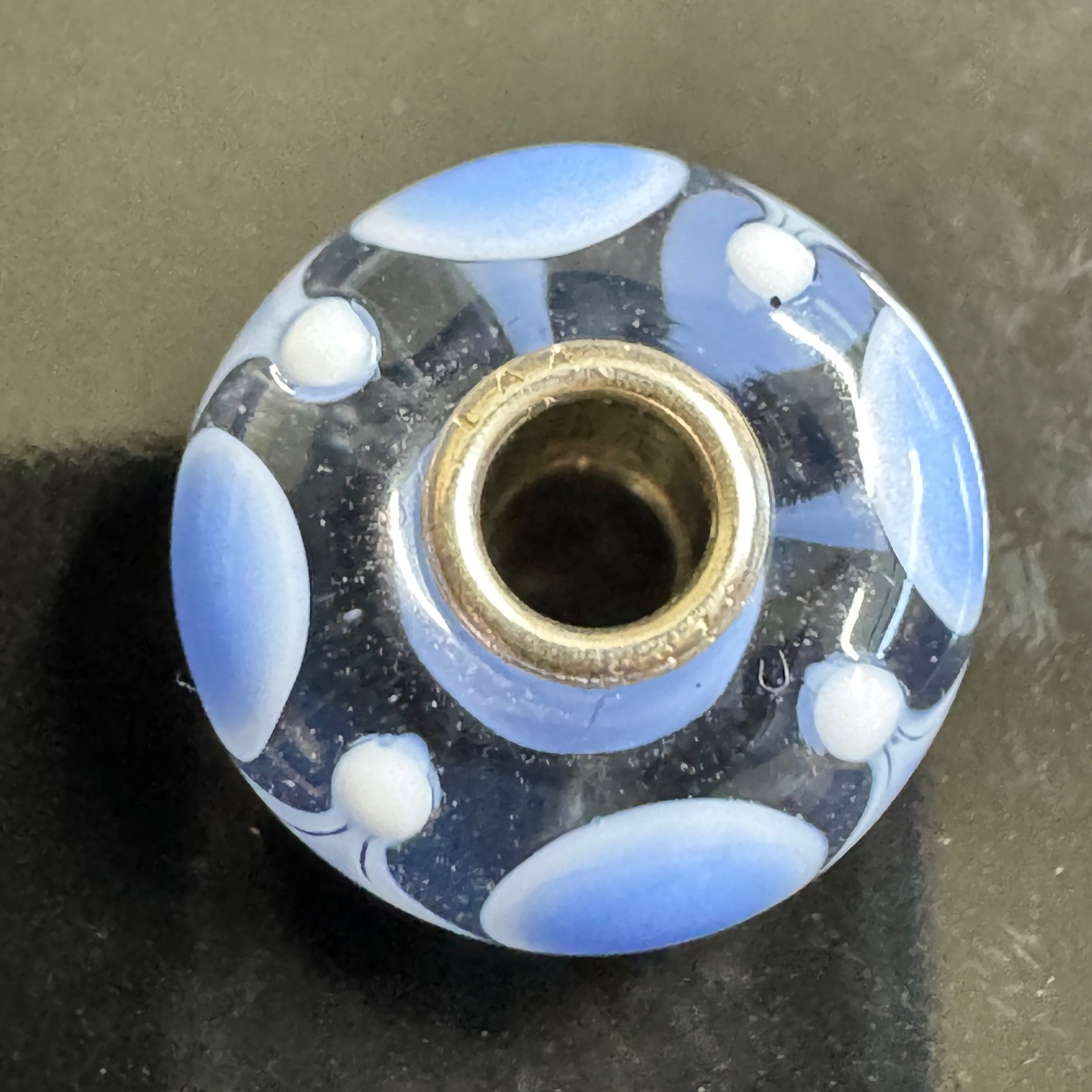 Trollbeads Light Blue Unique Beautiful Periwinkle Glass Bead