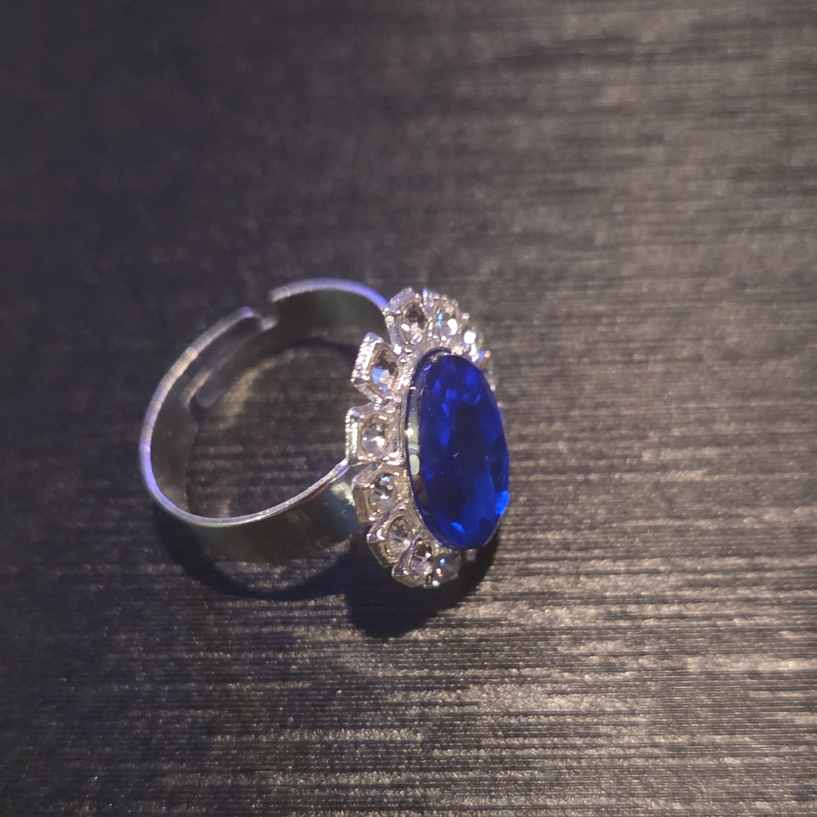 Silver Tone Cocktail Ring Size 8 Oval Blue Stone w/ Rhinestone Halo Accents