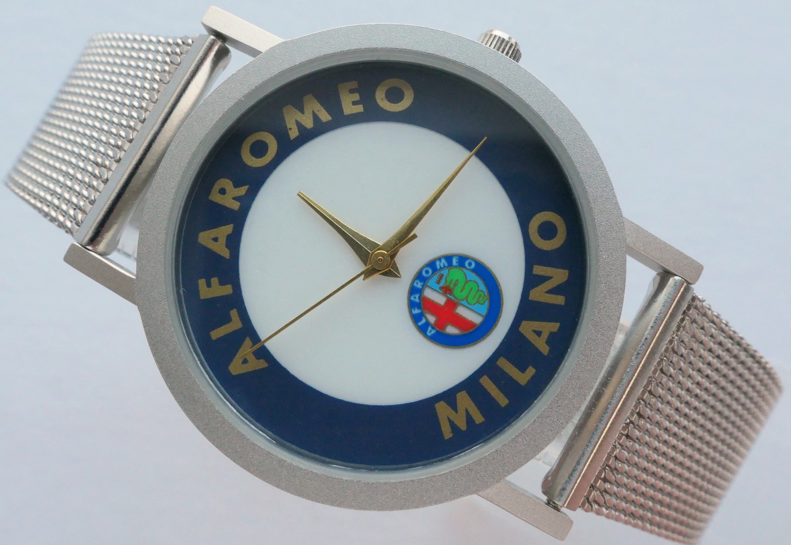 Alfa Romeo Milano Spider Classic Driver Pilot Racing Sport Car Accessory Watch