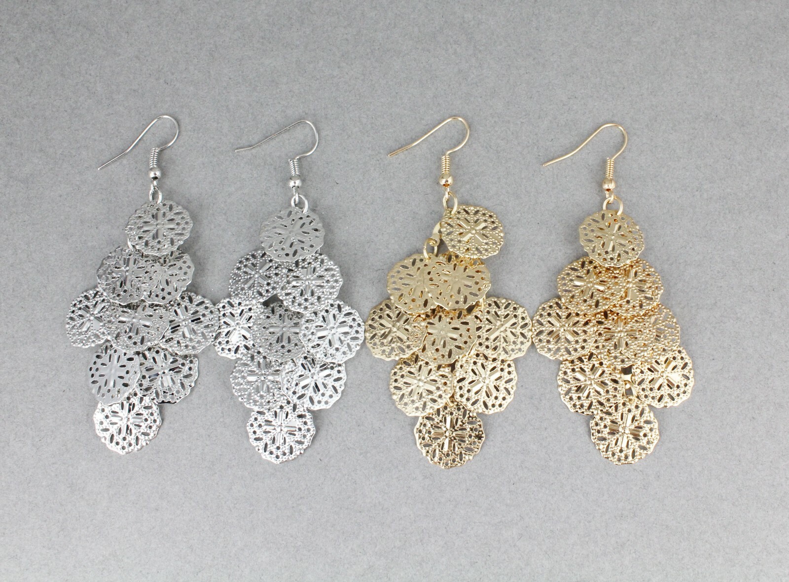 Gold chandelier earrings filigree dangle pendant wiggly 3″ long lightweight