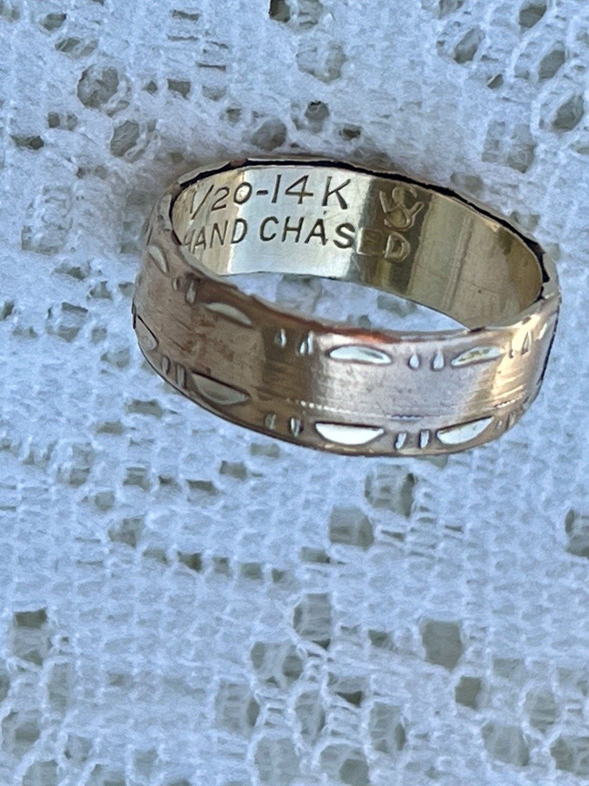 VINTAGE Hand-Chased Gold Fill Wedding Band Wide Ornate Stacking Ring SIGNED 6.25