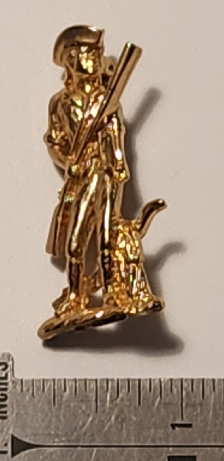 Vintage Minuteman Soldier w/Rifle Pin Gold Tone Cinerama Cranston As Pictured