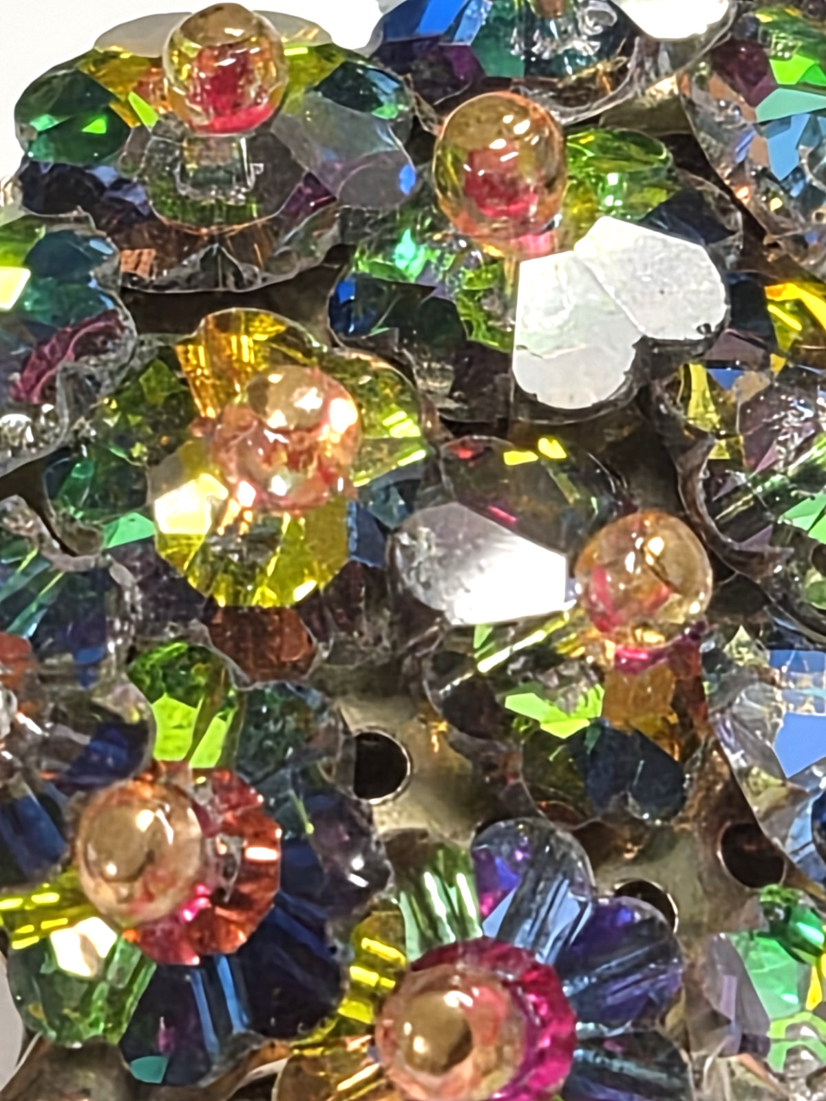 Vintage 60’s Watermelon Rivoli Crystal Bead Christmas Tree Pin / Brooch