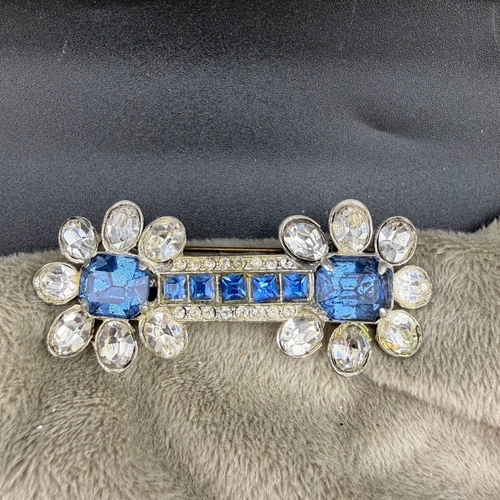 Vintage Art Deco Rhinestone Brooch Blue Silver Tone