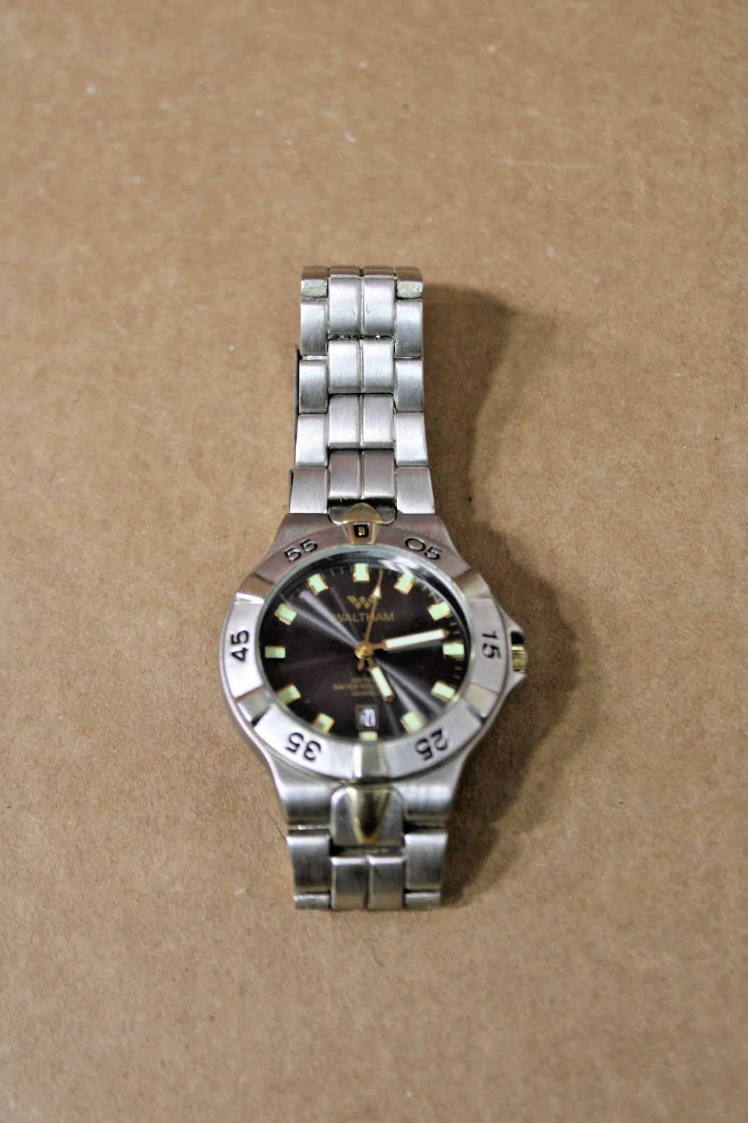 Vintage Waltham XAX440 173 V377 Japan Movement Watch for Parts/ Repair