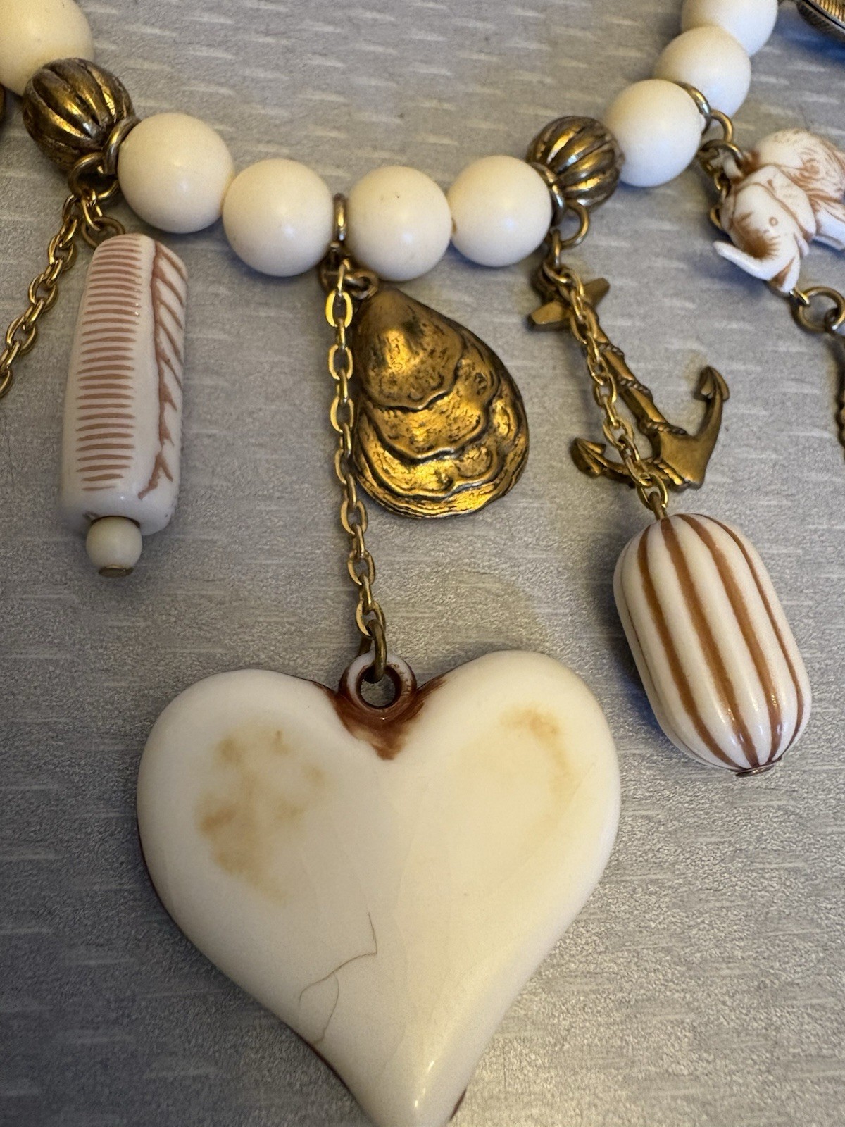 70s Vintage Plastic Faux Ivory Bead Charm Choker Necklace Heart Elephant 14”