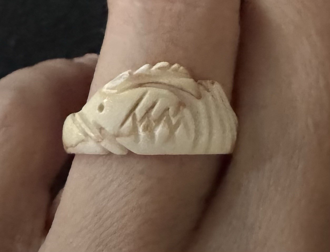 Carved Leaf Pattern Band Ring – No stone. Purchased In Key West, FL.
