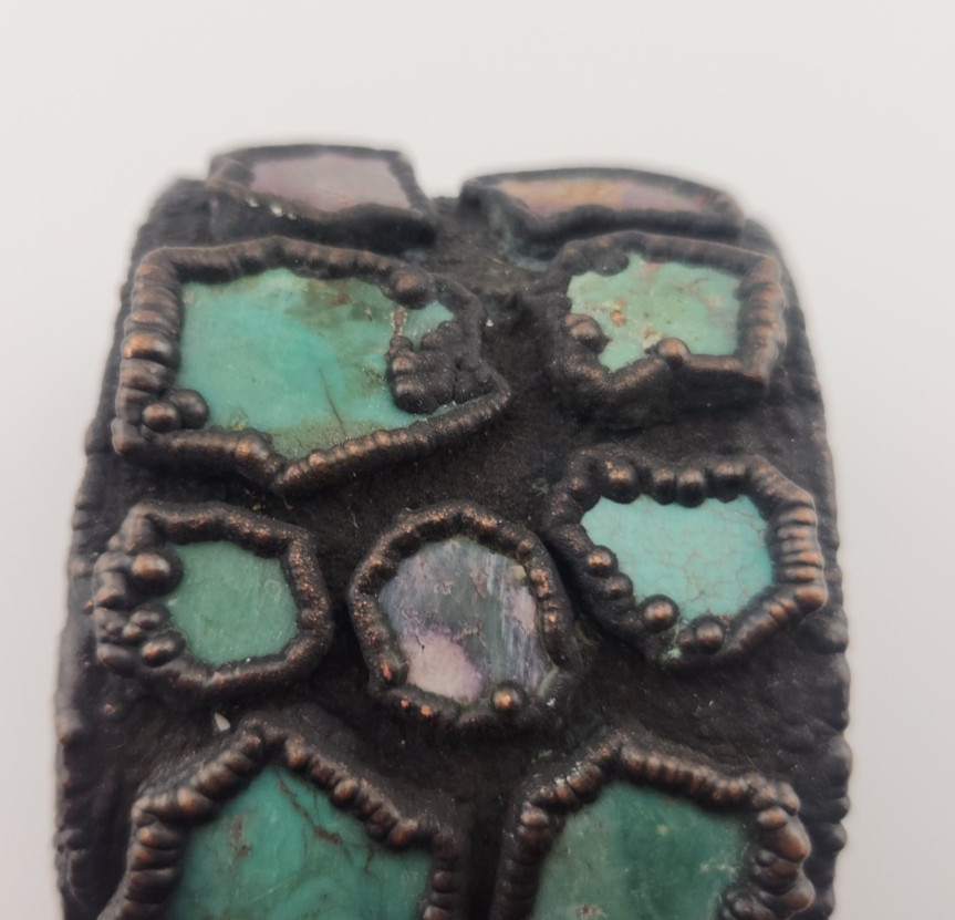 Vintage BELL TRADING Copper Cuff Bracelet USA Pre 1960s 10 Turquoise pieces