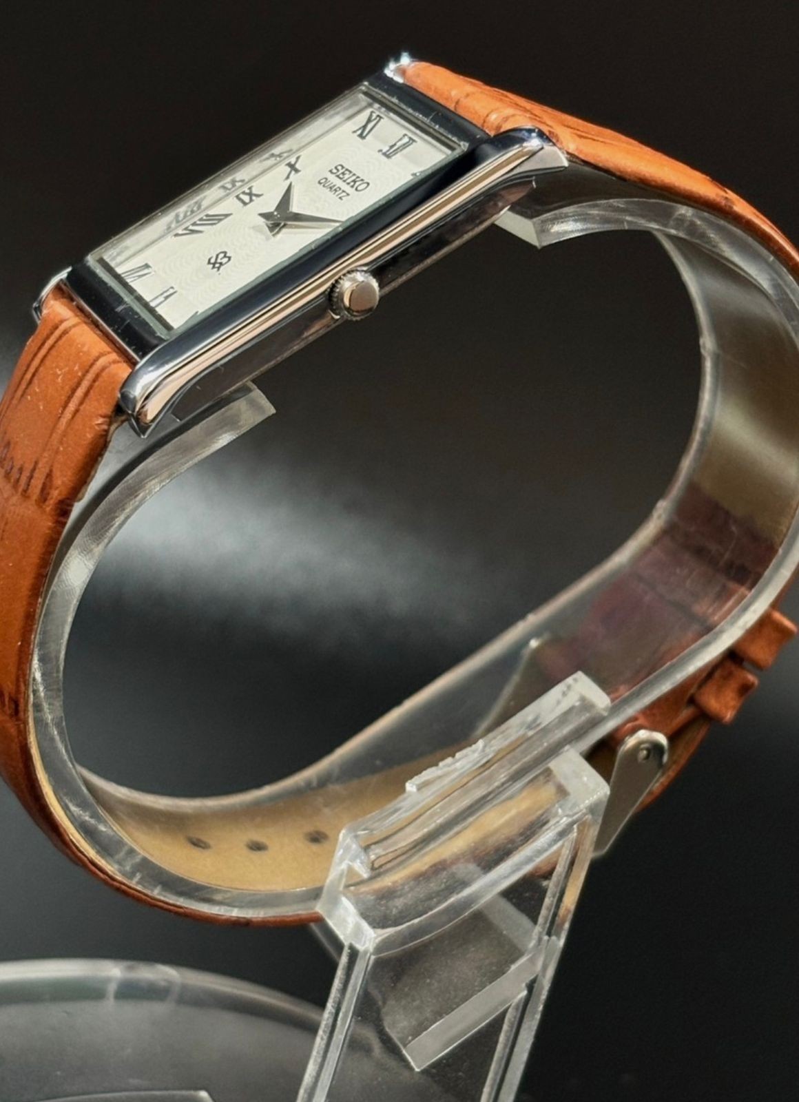 Vintage Rare Seiko Slim Quartz Men’s Wrist Watch With Free DDP Shipping