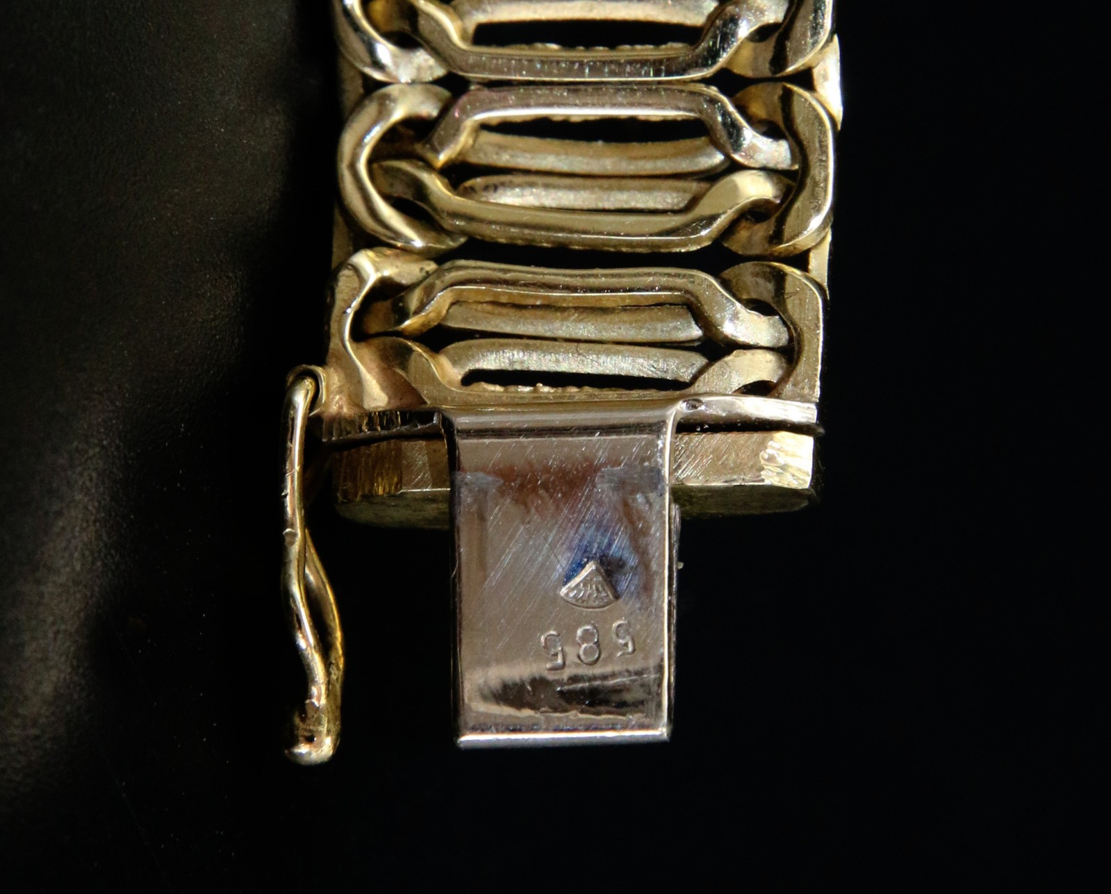 Ladies necklace necklace 585 gold 14 carat excellent condition 46 grams 45.5 cm length