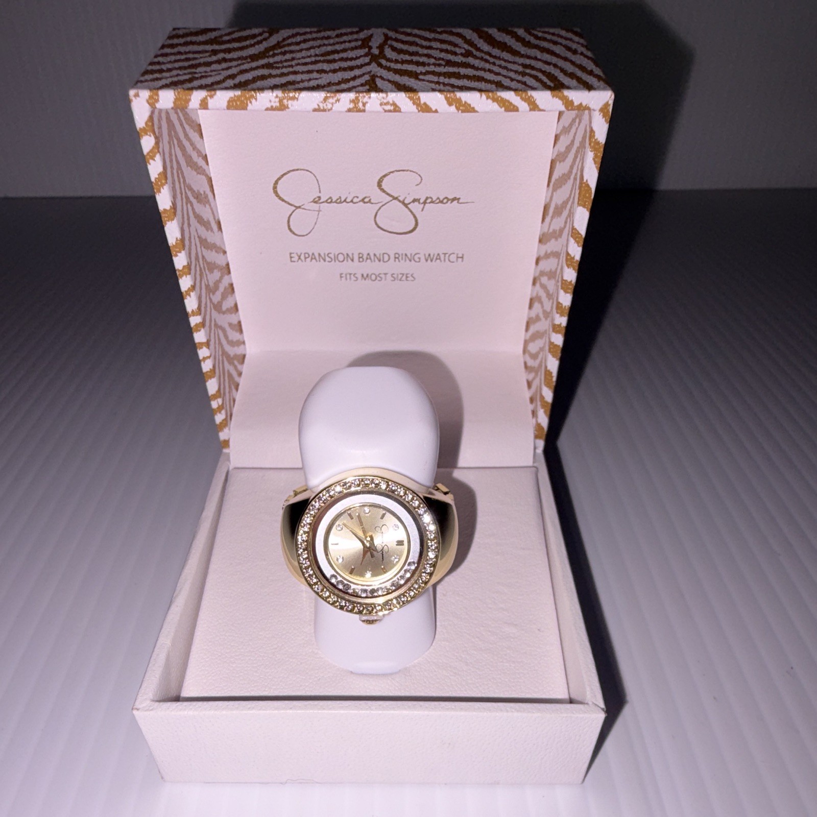 Jessica Simpson Expansion Band Ring Watch Quartz Gold Tone Gemmed Bezel Box