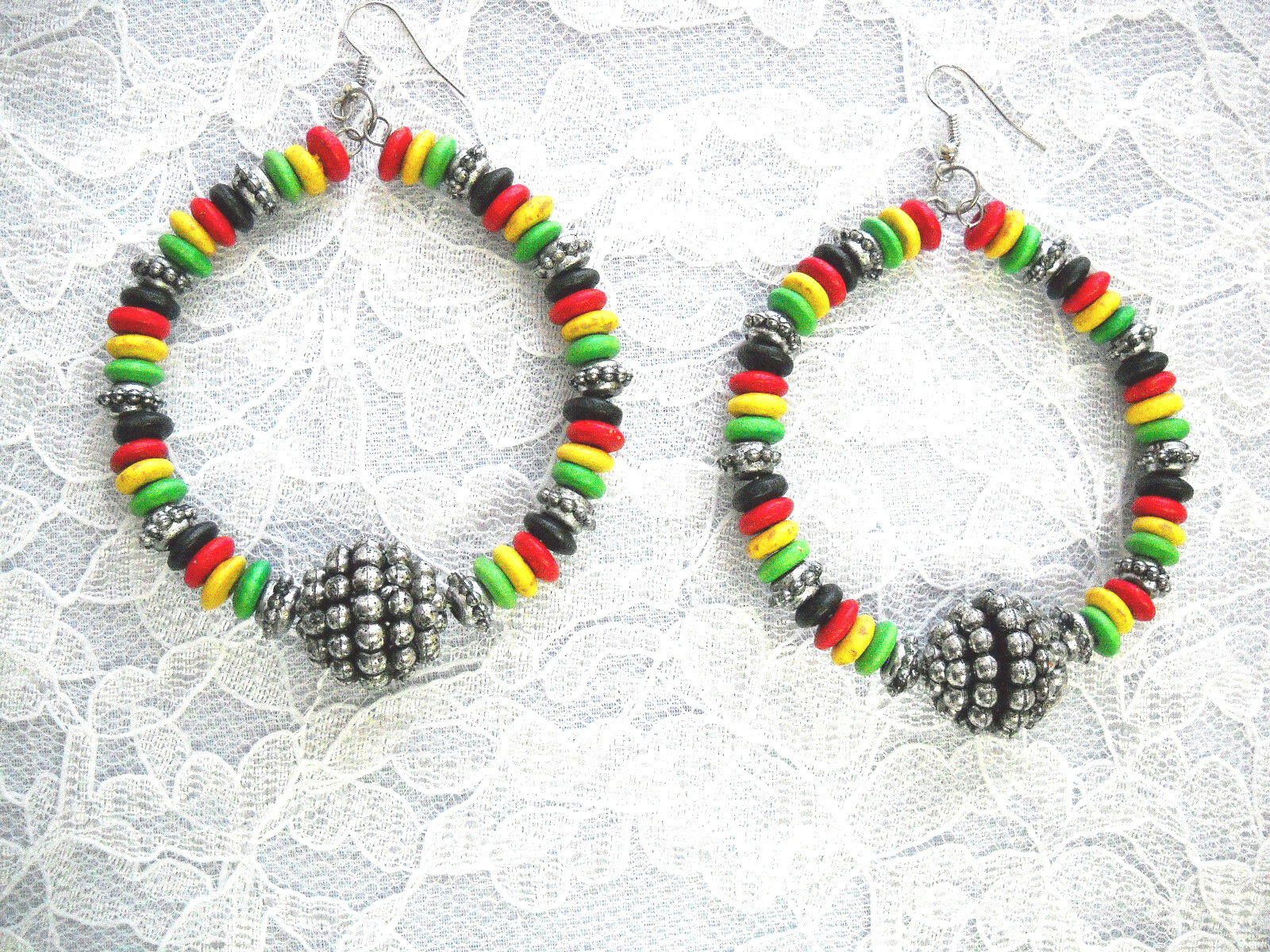 REGGAE BLACK GREEN YELLOW RED RASTA COLORS WOOD BEADED HOOP EARRINGS