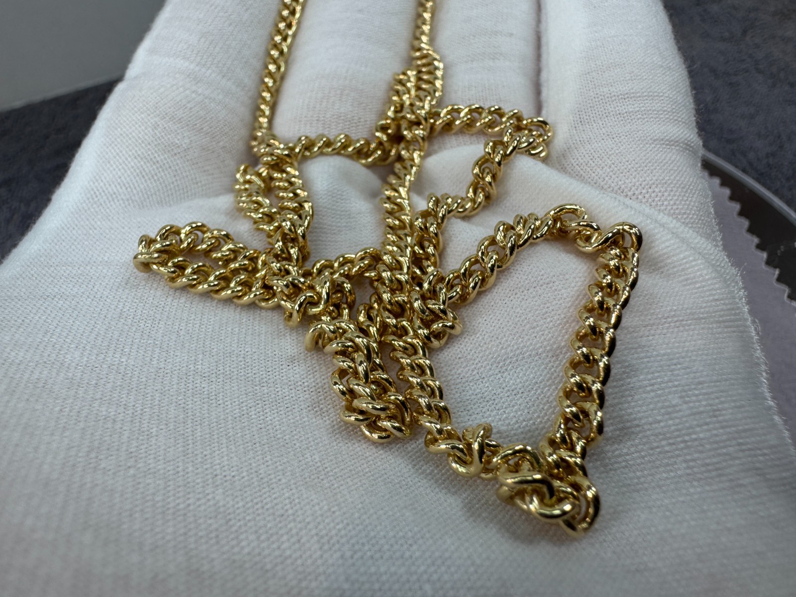 James Avery 14k Yellow Gold Heavy Curb Chain Necklace 22” Long – 29 Grams