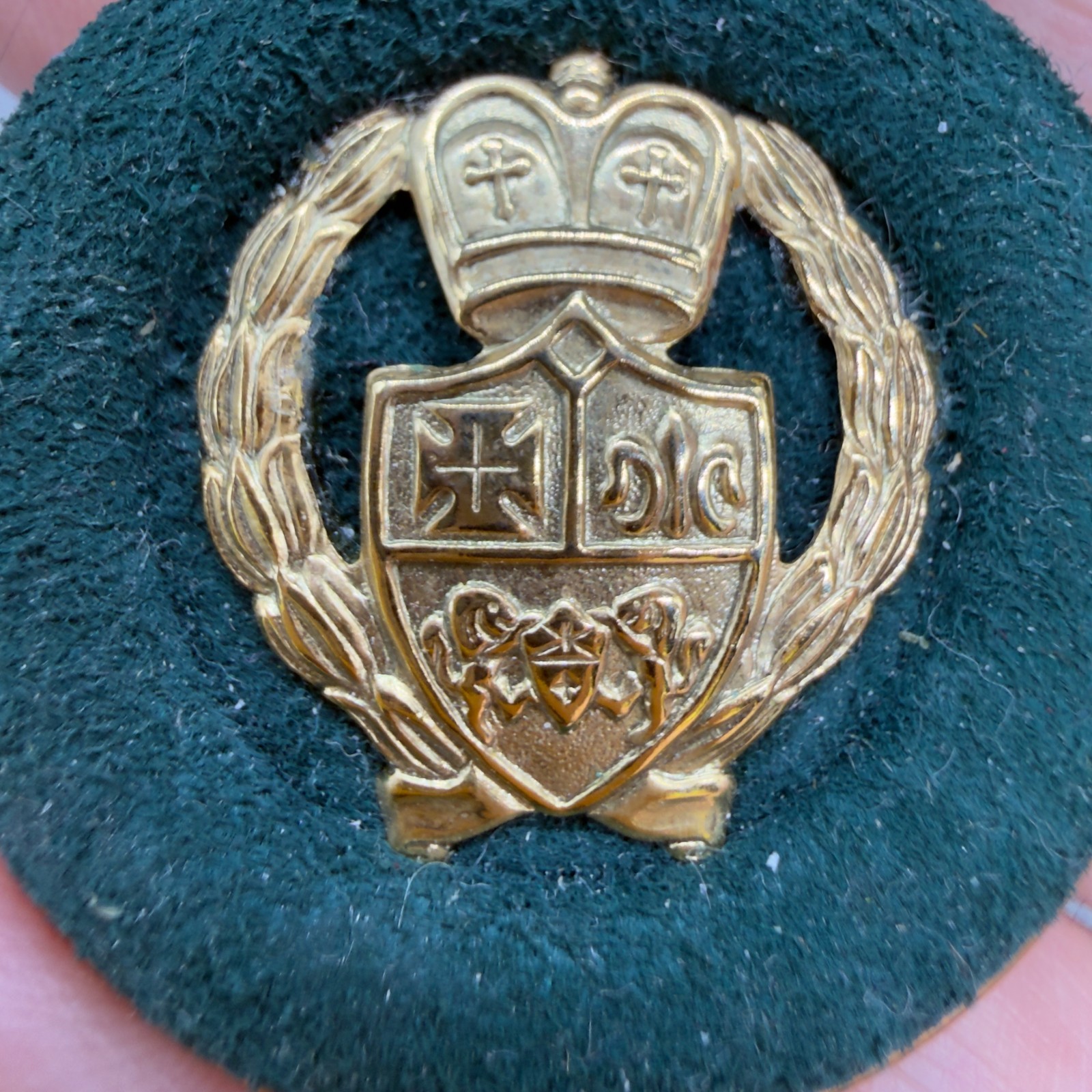Vintage Brooch French Coat of Arms Green Suede Gold Tone Heraldic Ribbon